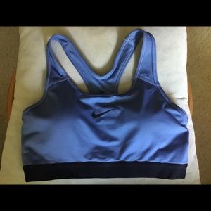 W Nike M dri-fit padded and reversible bra